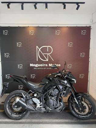 YAMAHA MT-03 ABS YAMAHA MT-03 ABS